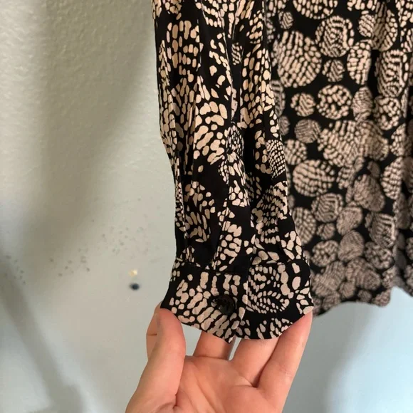 Seraphine Black and White Mini Dress - Picture 11 of 14